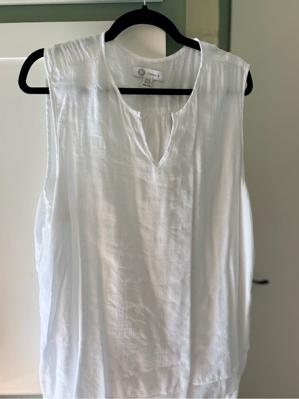 Caslon White Sleeveless Notch-Neck Tunic Blouse